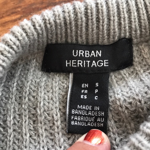 Sweater - Picture 3 of 3